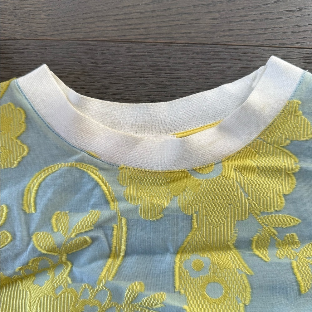 Capucci Made in Italy Embroidered Floral Top with Fringe Hem size S - Picture 9 of 11